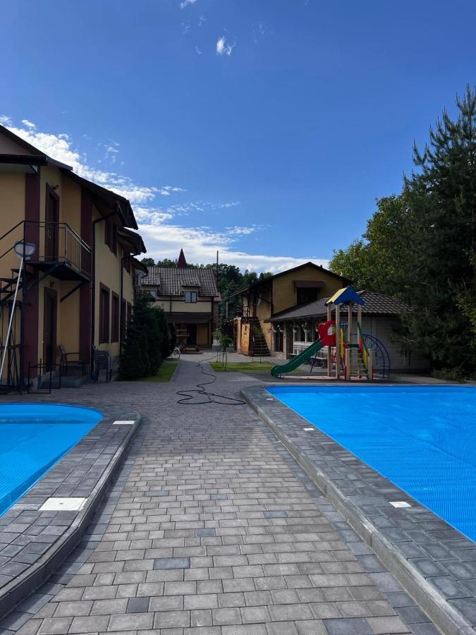 Sadyba Magnat Hotel Dilyatyn Extérieur photo