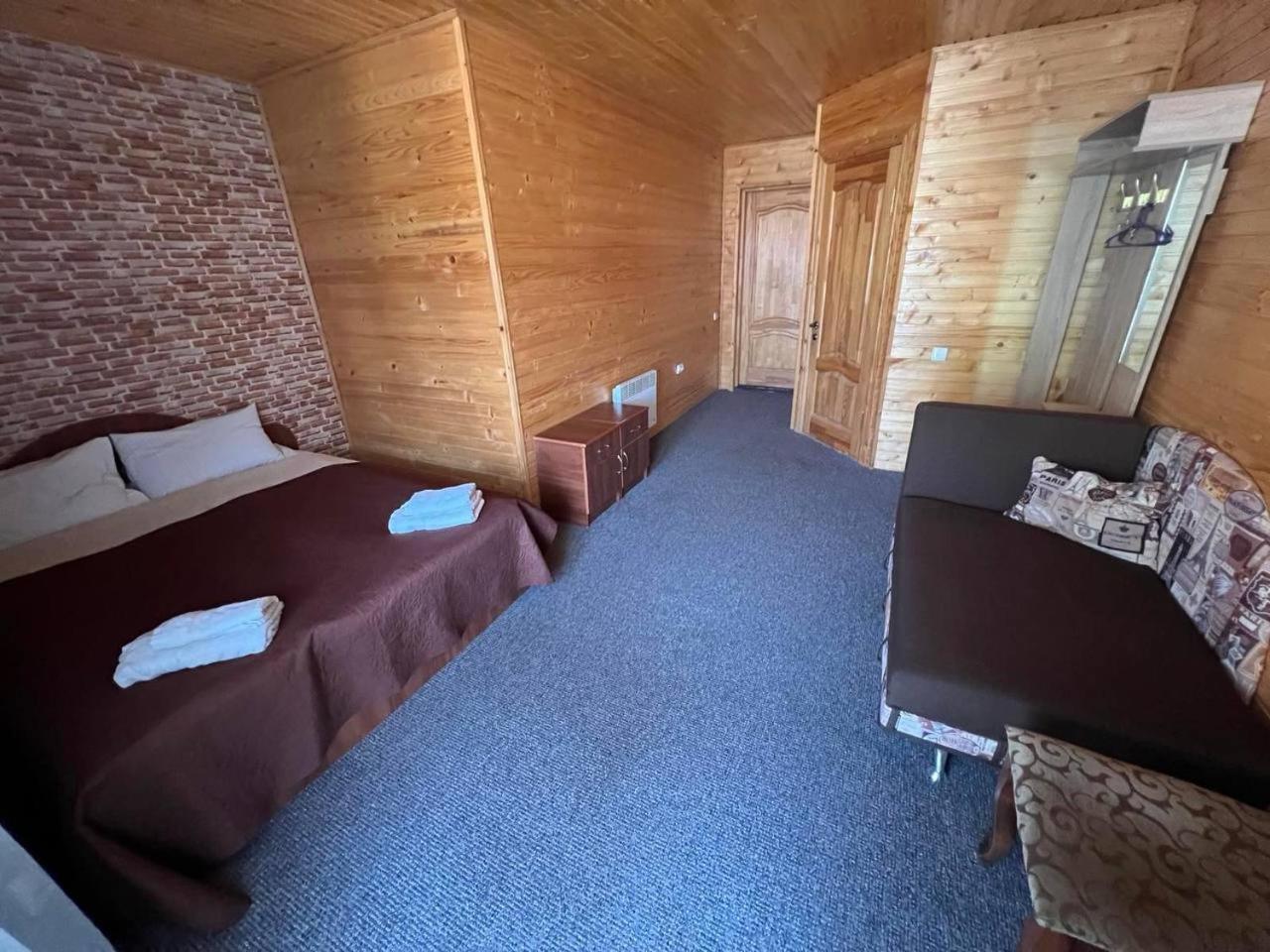 Sadyba Magnat Hotel Dilyatyn Extérieur photo