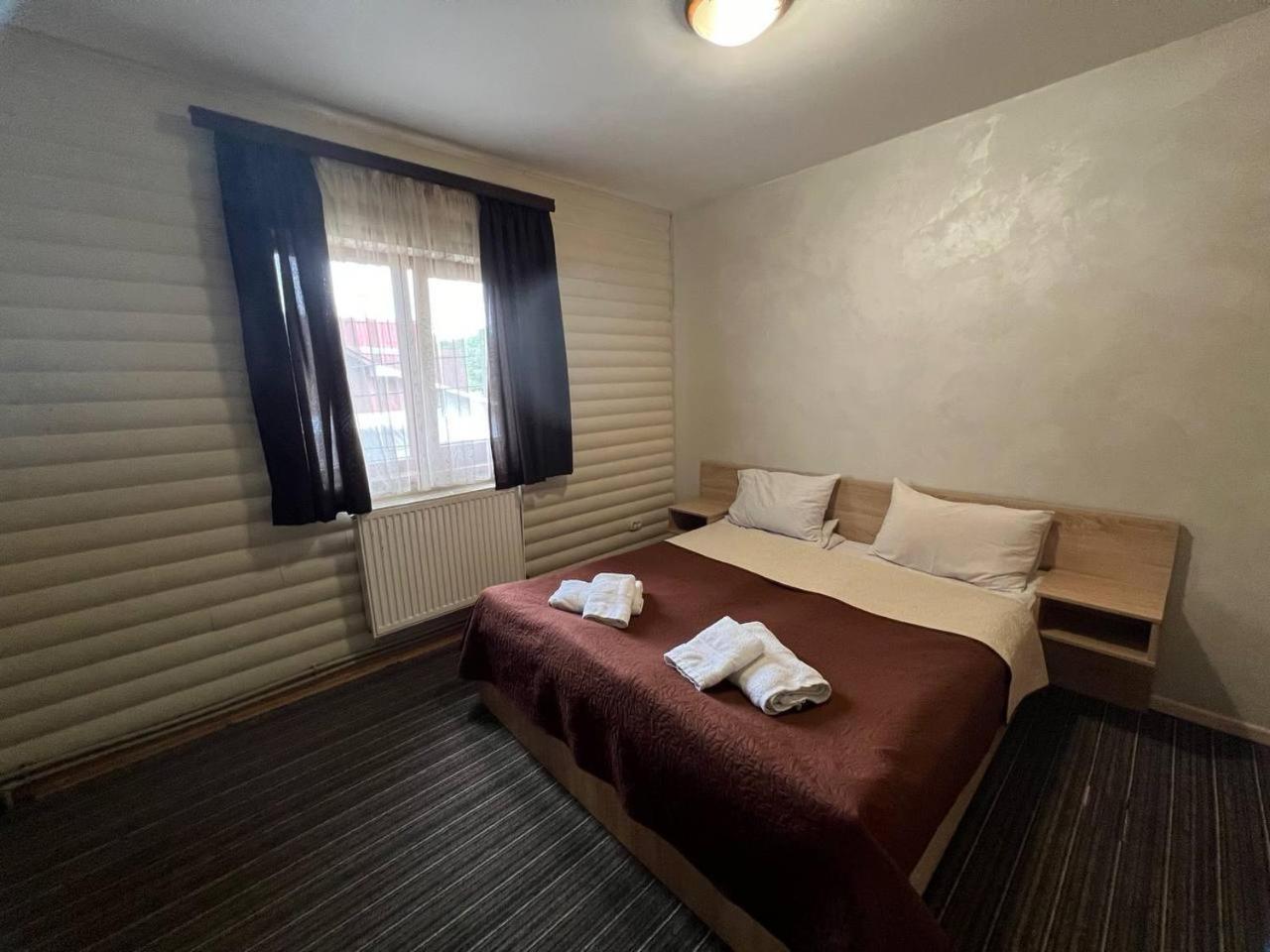 Sadyba Magnat Hotel Dilyatyn Extérieur photo